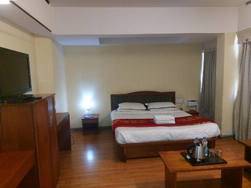 Palace Plaza image 13