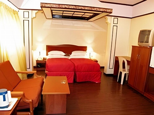 Palace Plaza image 7