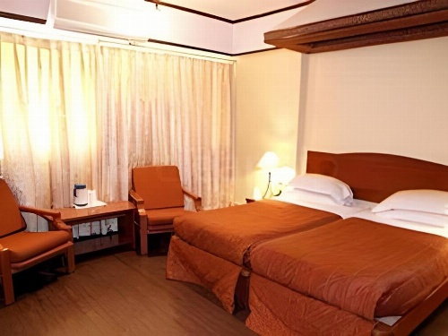 Palace Plaza image 8